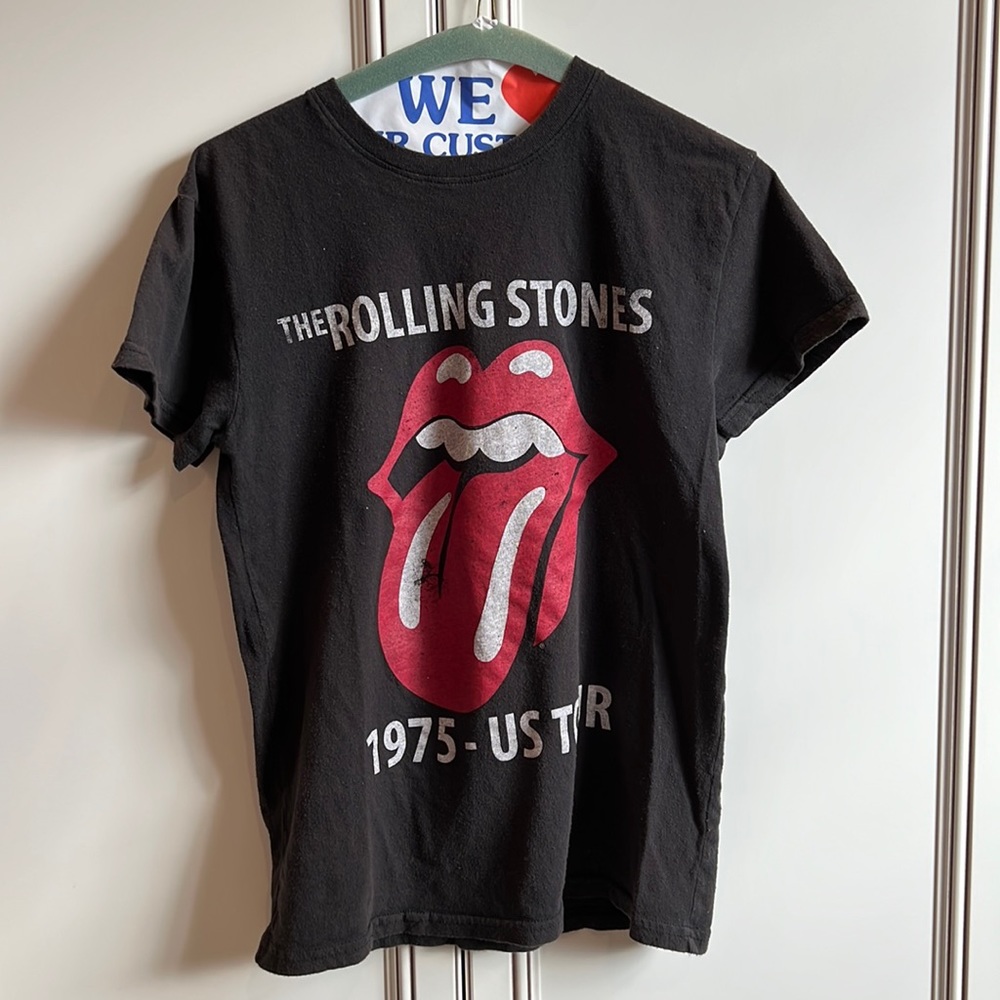 Women's Rolling Stones Short Sleeve Graphic T-Shirt - Black size small